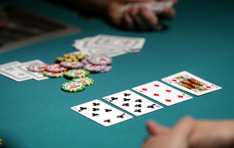 Tìm hiểu kỹ luật chơi bài Poker để chiến thắng